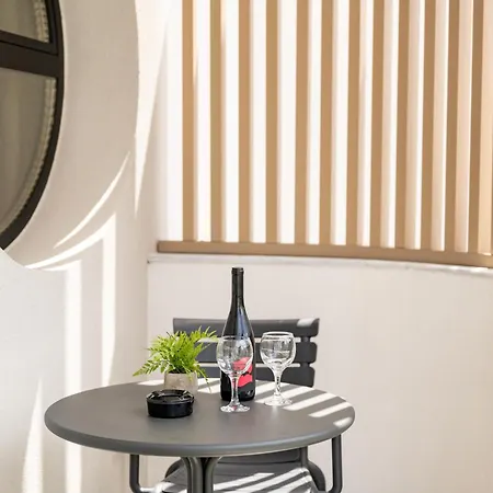 Ameda Luxury Apartment *