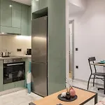 Ameda Luxury Apartment *