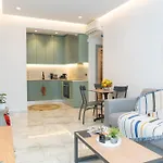 Ameda Luxury